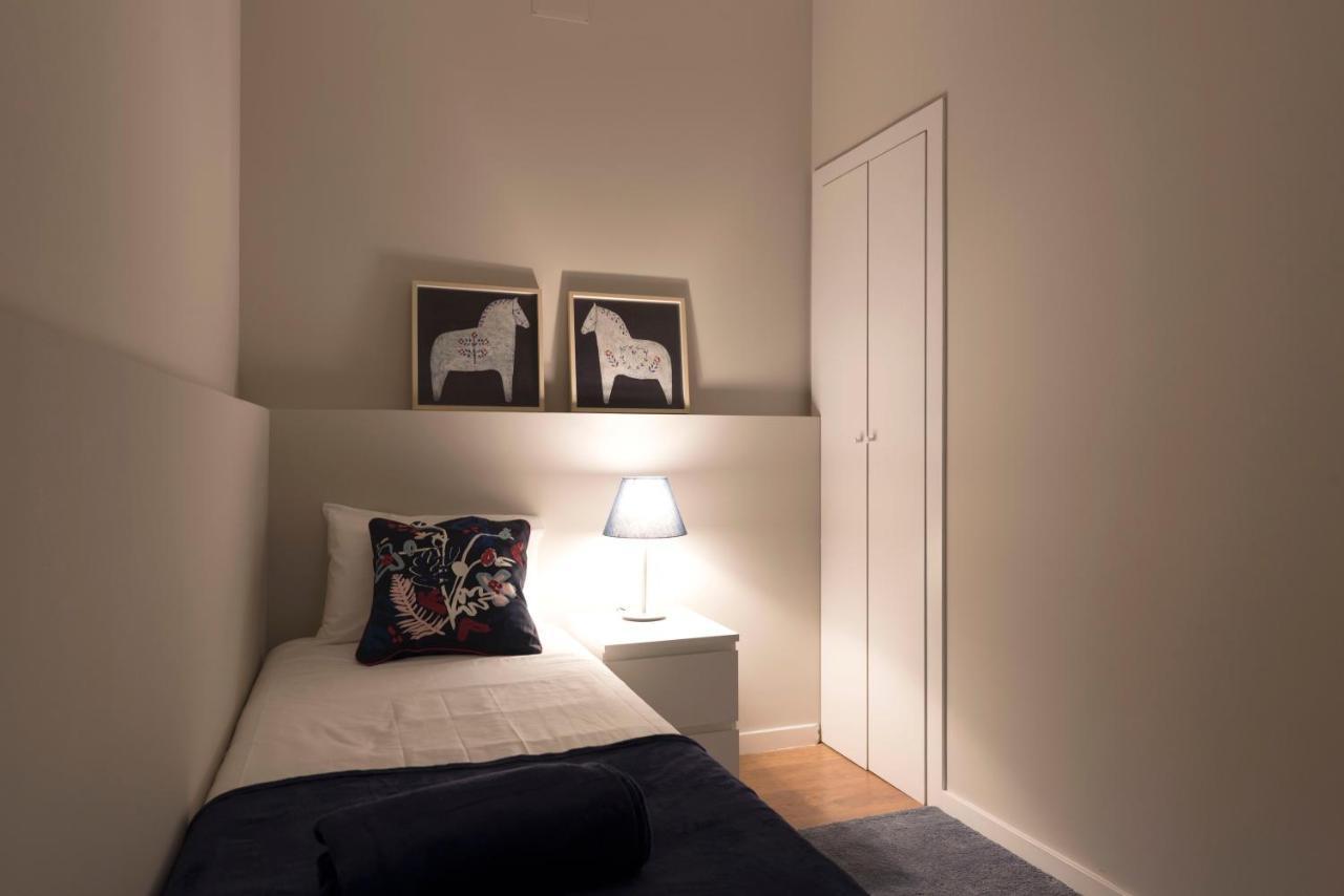 Sunset Apartment *